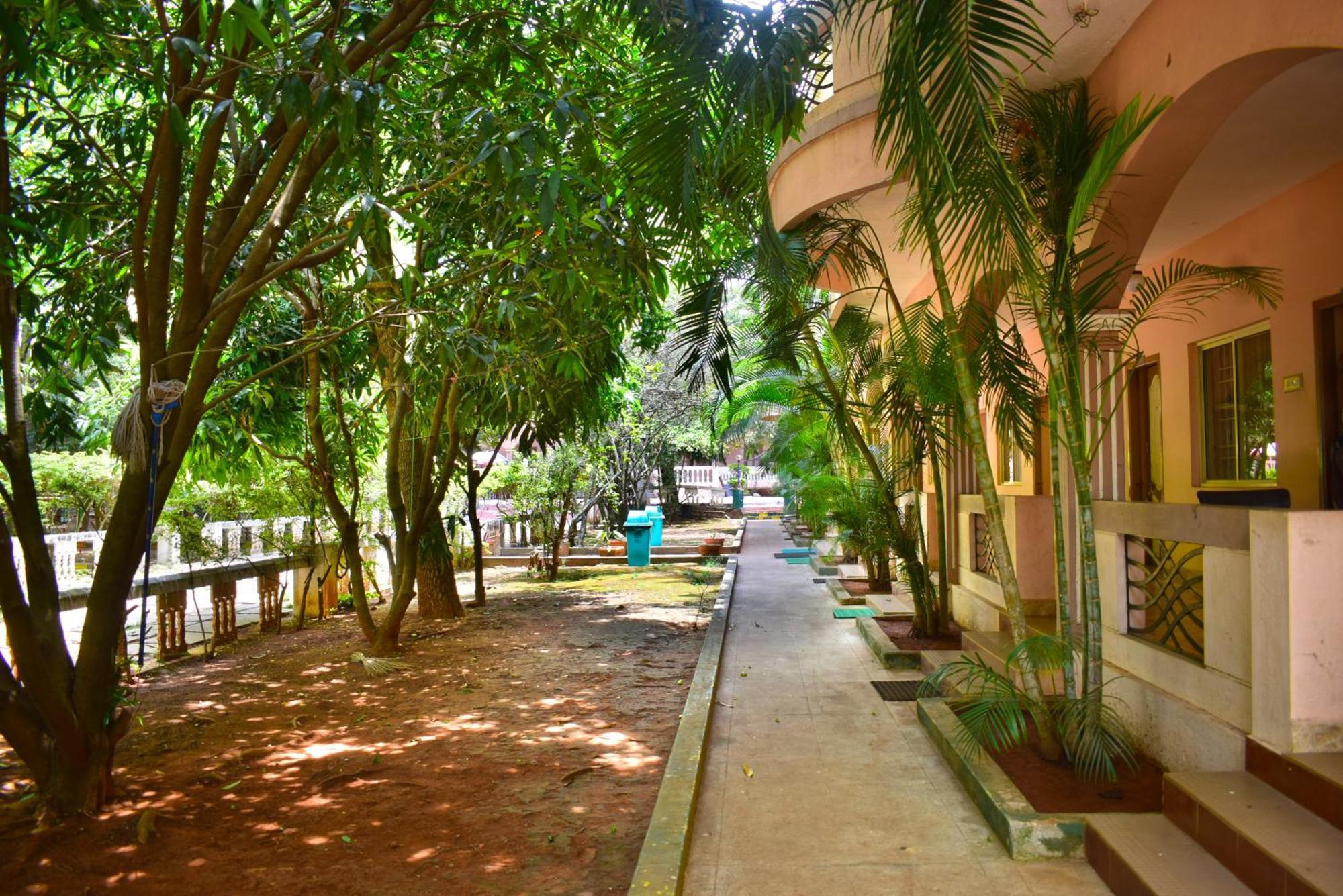 Jains Royal Palace Resorts Jelagiri Kültér fotó