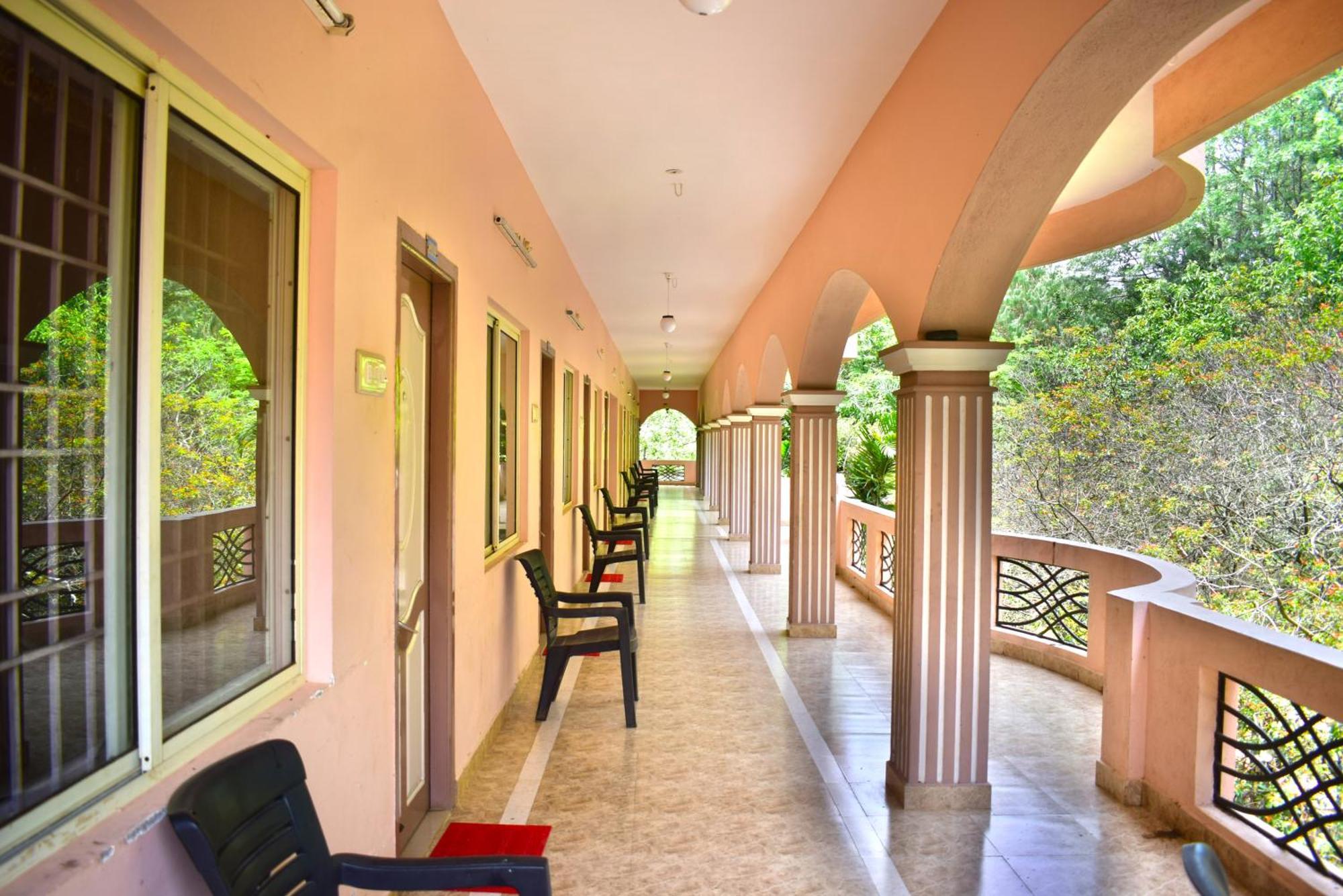 Jains Royal Palace Resorts Jelagiri Kültér fotó