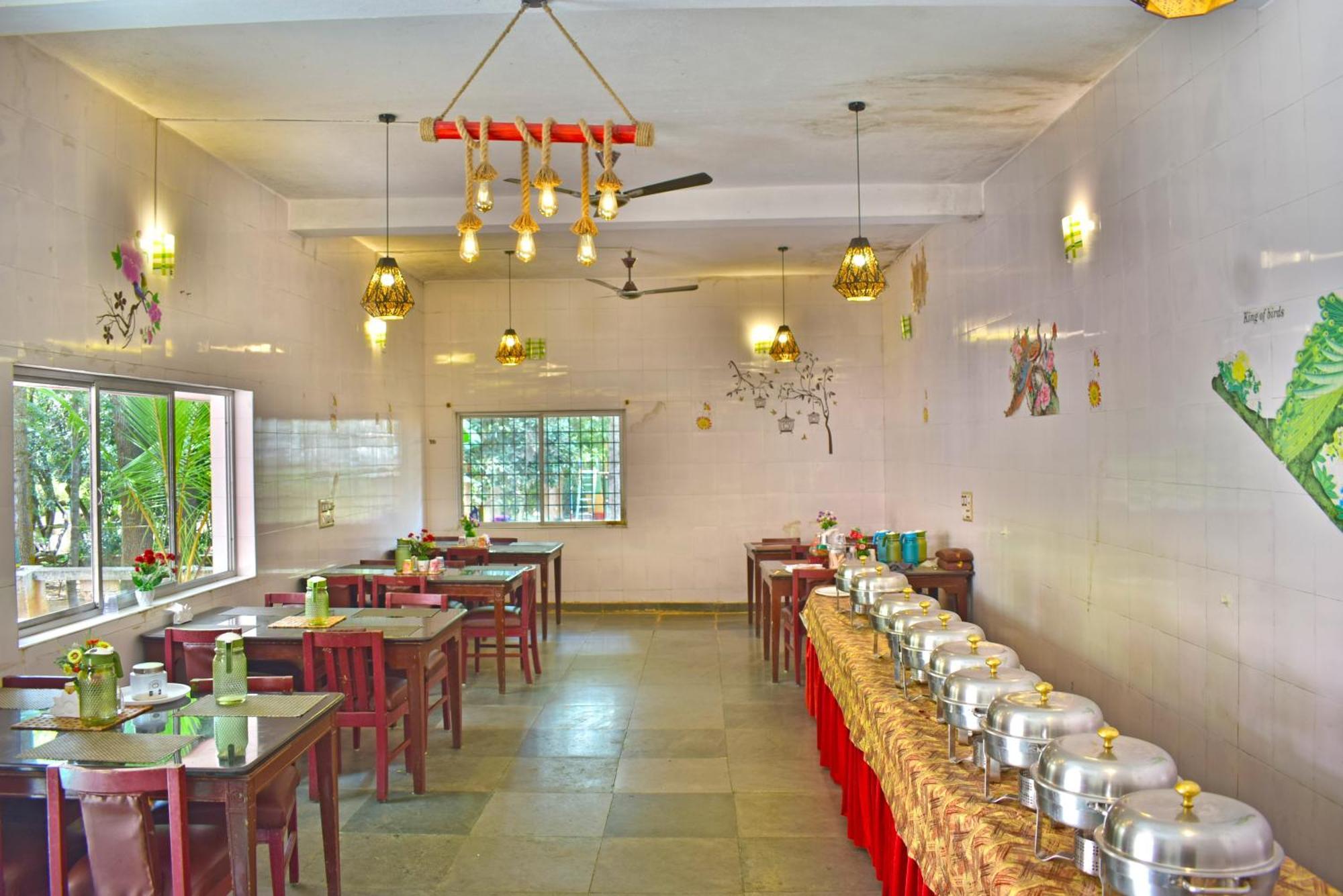 Jains Royal Palace Resorts Jelagiri Kültér fotó
