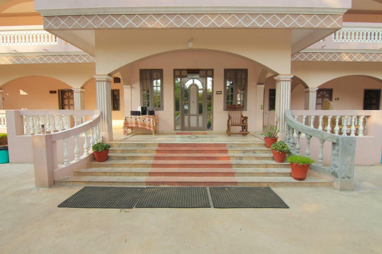 Jains Royal Palace Resorts Jelagiri Kültér fotó